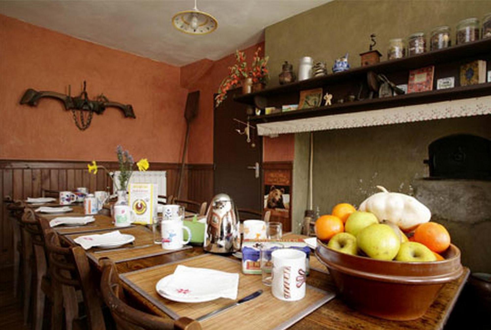 Le Poujastou Bed and Breakfast Juzet-de-Luchon Εξωτερικό φωτογραφία